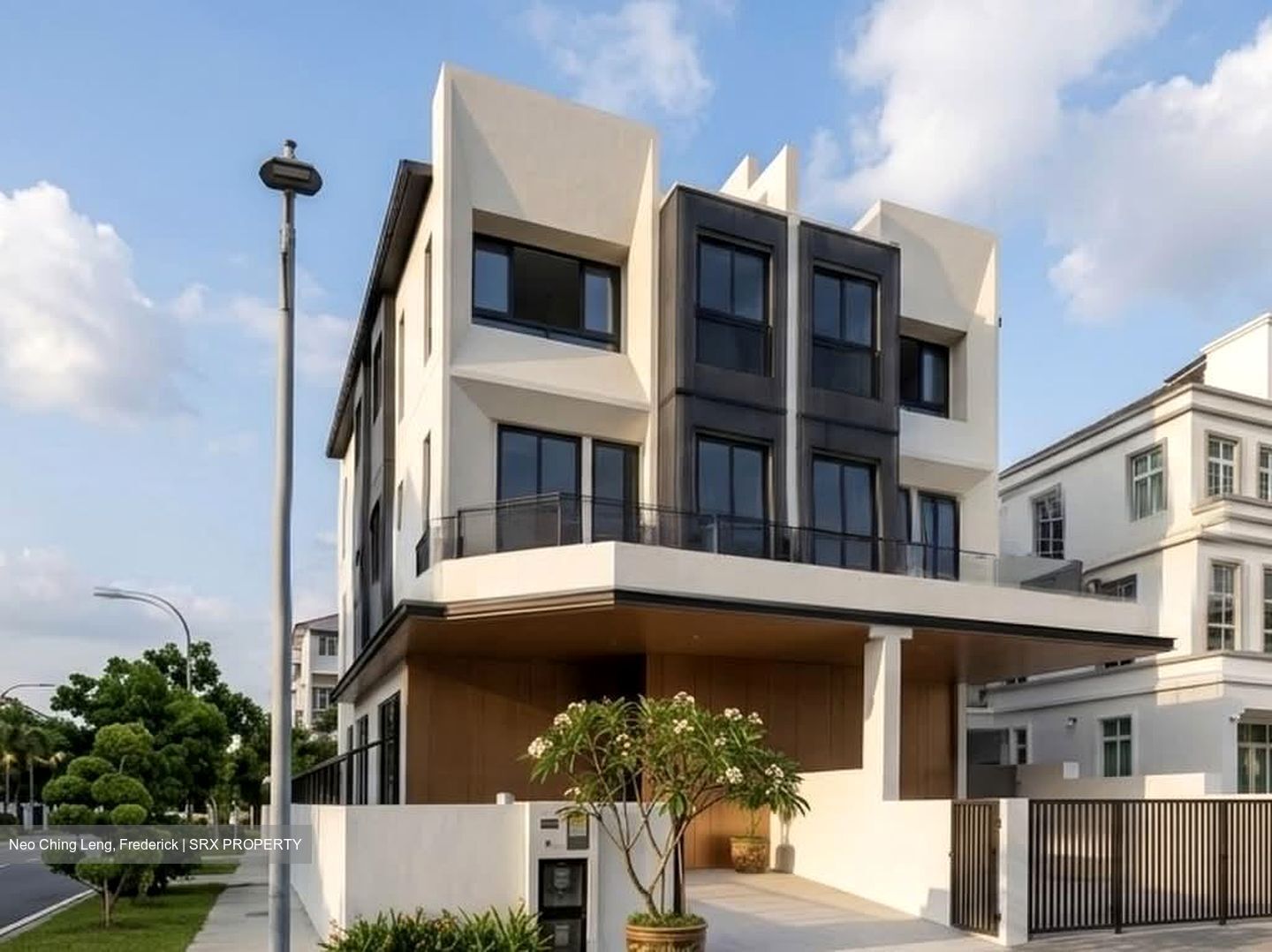 Lorong L Telok Kurau (D15), Semi-Detached #595304541